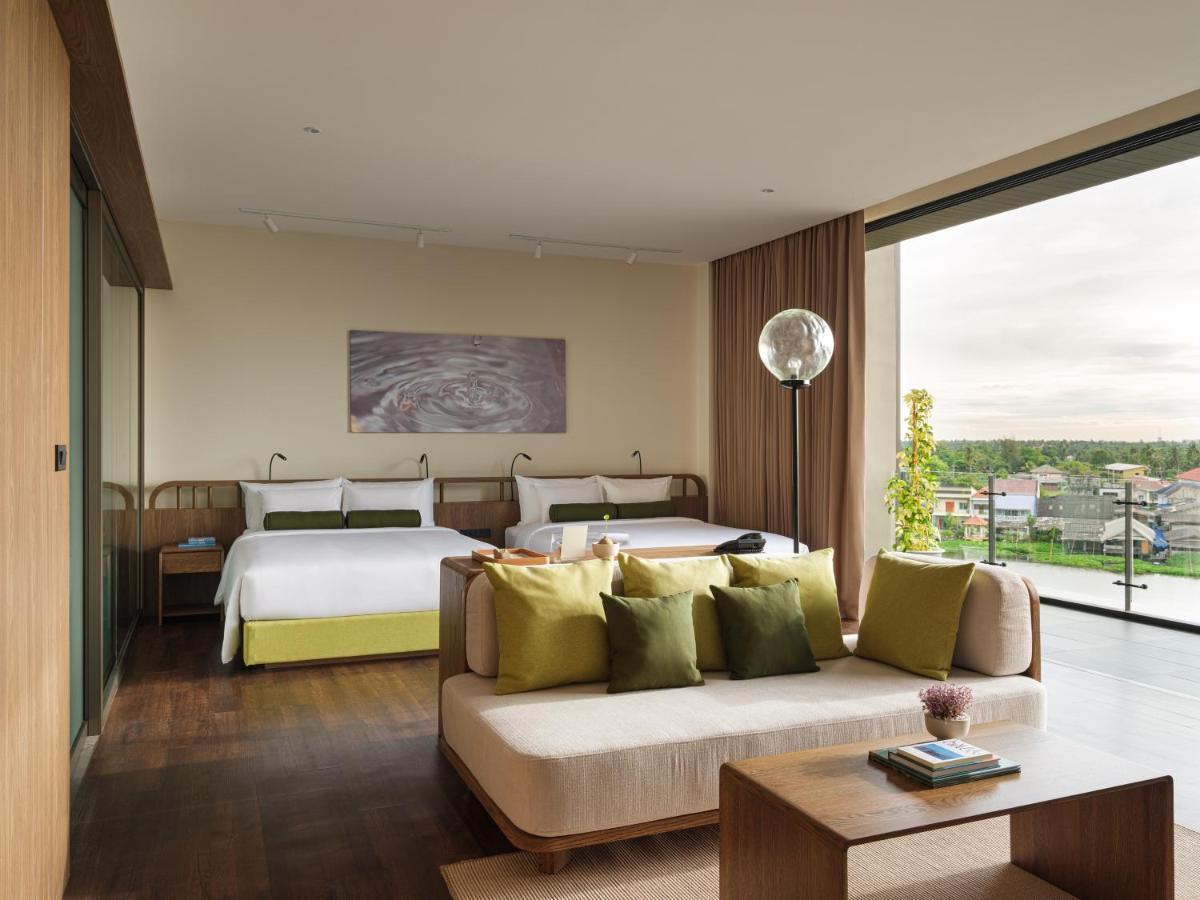 Neera Retreat Hotel Nakhon Pathom Bagian luar foto